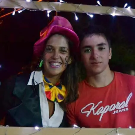 Comfortable Near With Shared Pool בית נופש *