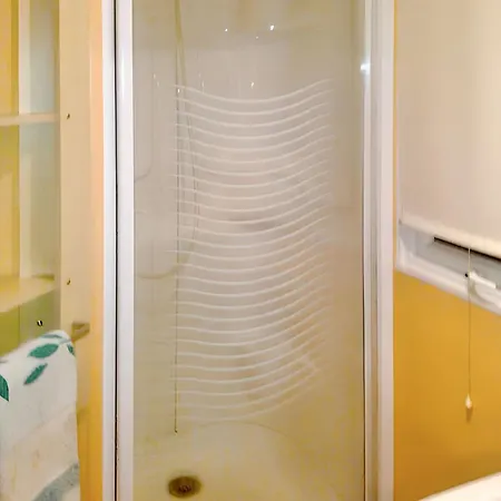 Comfortable Near With Shared Pool בית נופש פטיאס