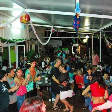 Comfortable Near With Shared Pool Tatil Evi Pataias