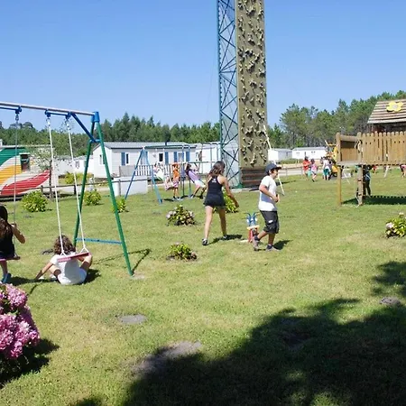 Comfortable Near With Shared Pool Tatil Evi *