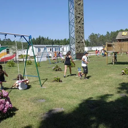 Comfortable Near With Shared Pool Дом отдыха