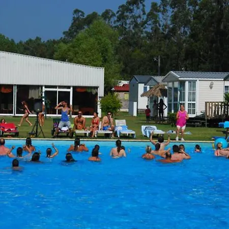 Comfortable Near With Shared Pool