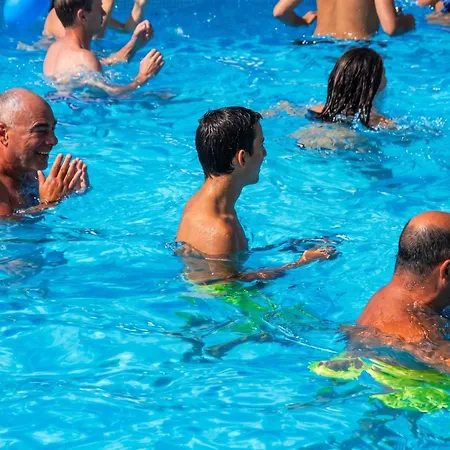 Дом отдыха Comfortable Near With Shared Pool Патаяш