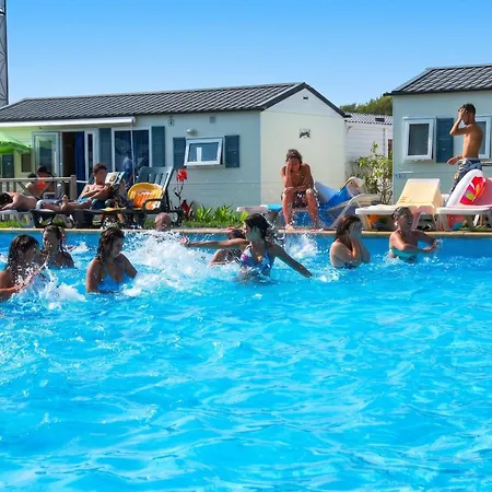 Comfortable Near With Shared Pool * Pataias
